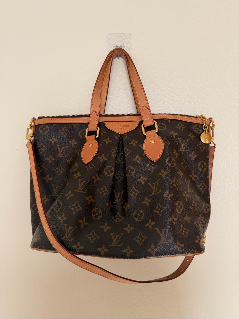 Louis Vuitton Monogram Canvas Tote with Tan Leather Handles